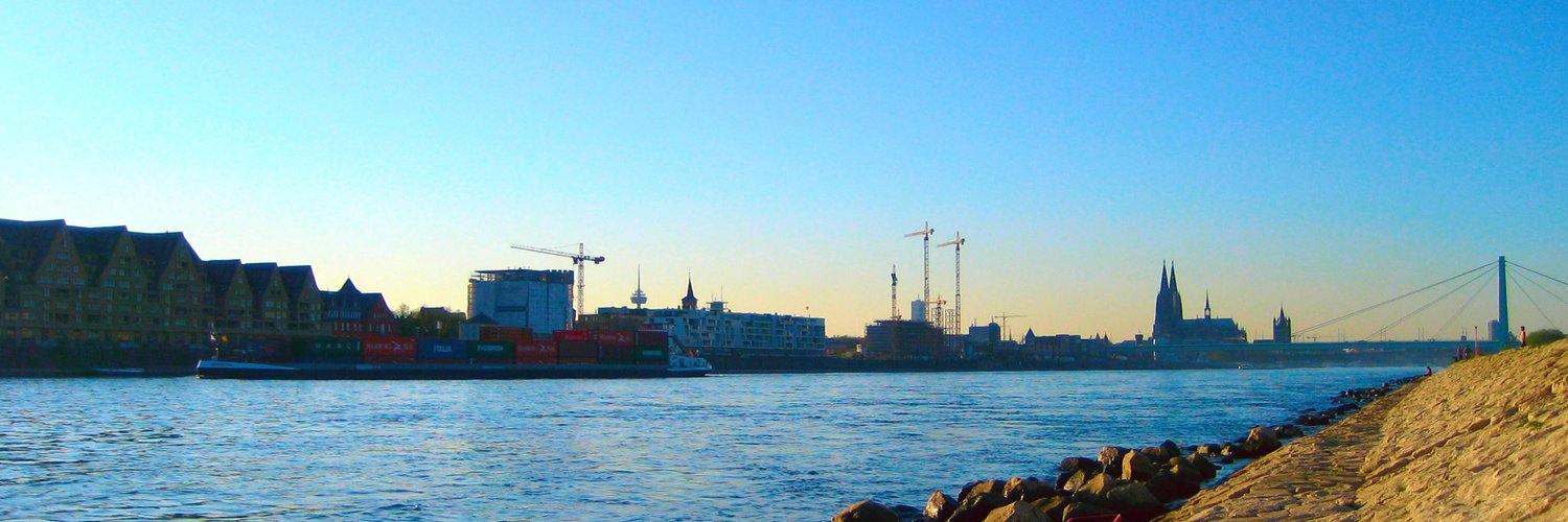 Bilck auf den Rhein und den Koelner Dom